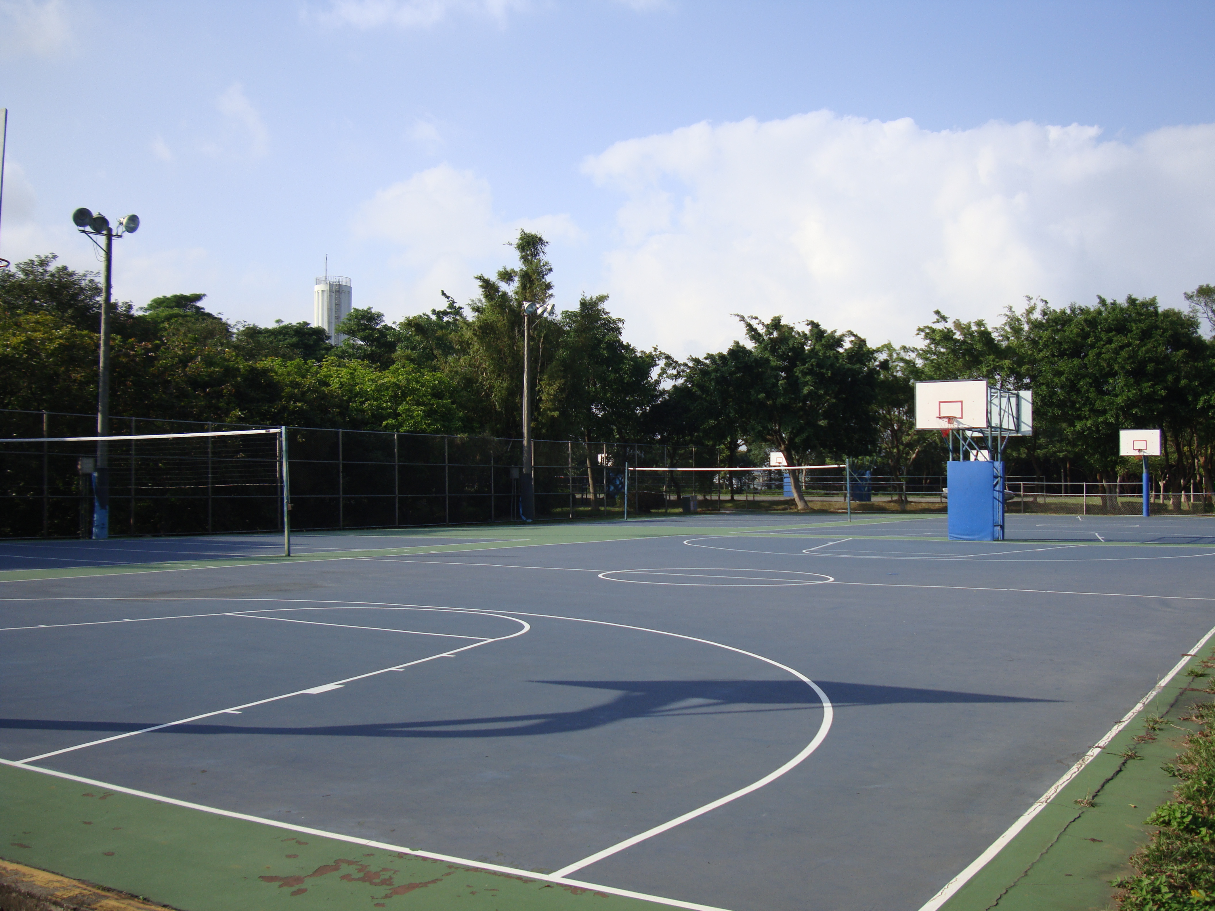 64_895750b7.jpg